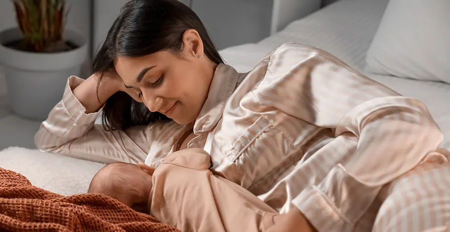 12 Benefits of Breastfeeding for Both Mom and Baby